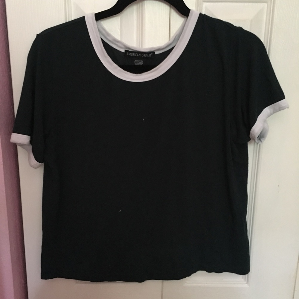 Tee